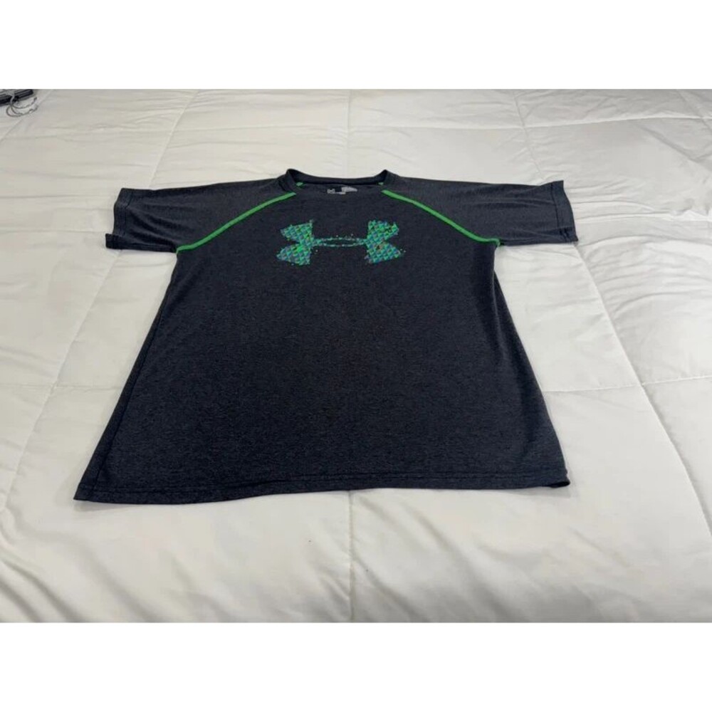 Boys Grey Youth Medium Loose Fit heat gear Under Armor Tee